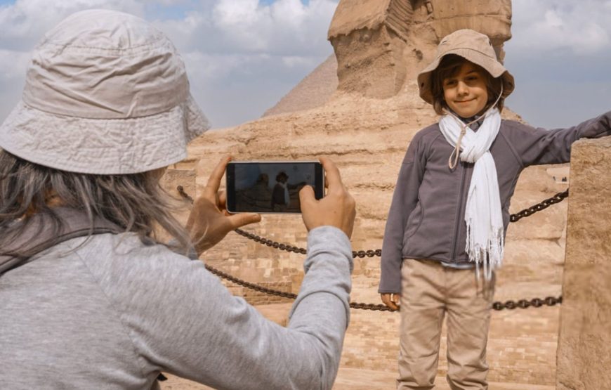 Private Tour to Giza pyramids & Grand Museum from Alexandria Port