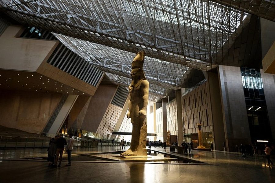 Private Tour to Giza pyramids & Grand Museum from Alexandria Port