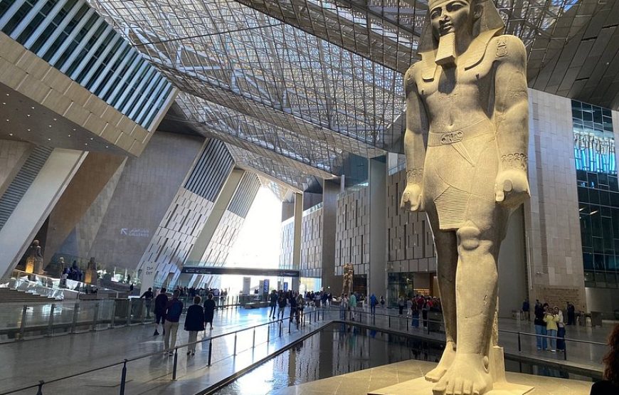 Private Tour to Giza pyramids & Grand Museum from Alexandria Port