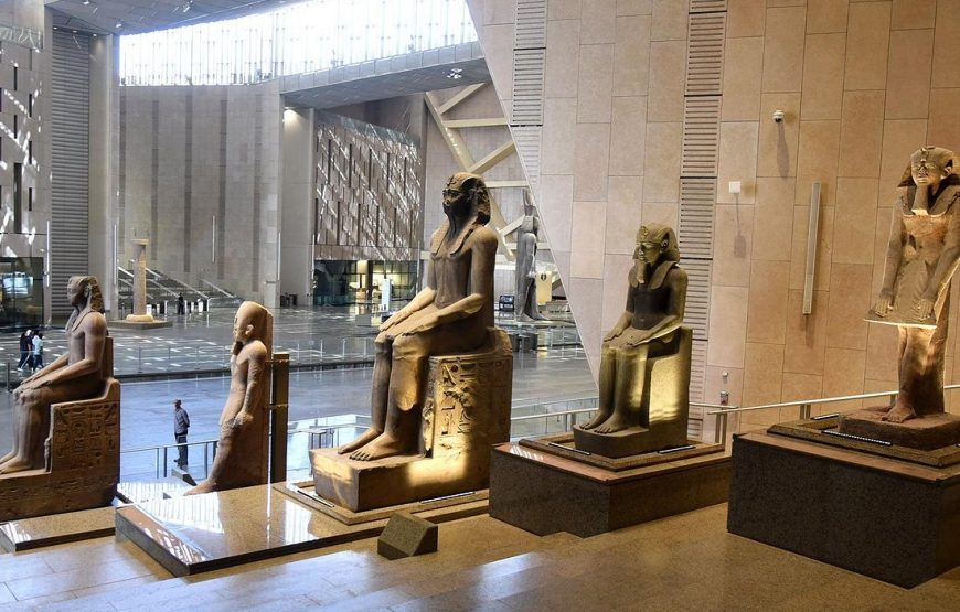 Private Tour to Giza pyramids & Grand Museum from Alexandria Port