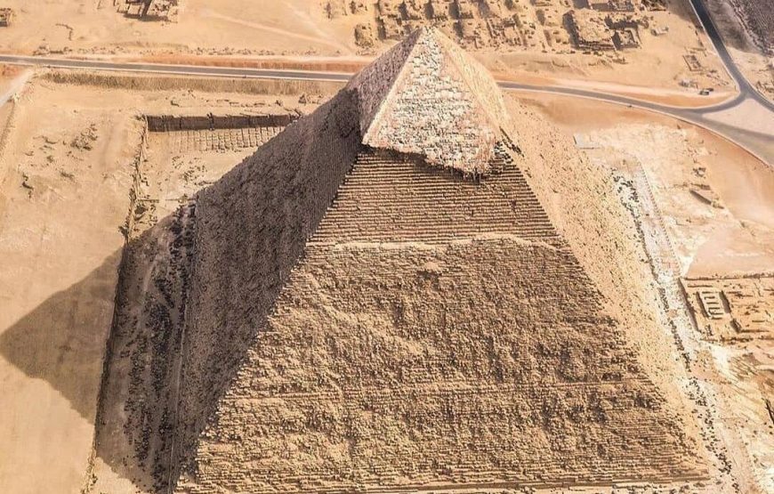 Giza Pyramids Sakkara and Dahshour Private Tour included lunch