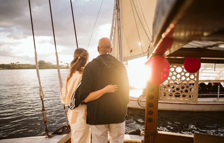 Luxury Felucca on the Nile with Lunch